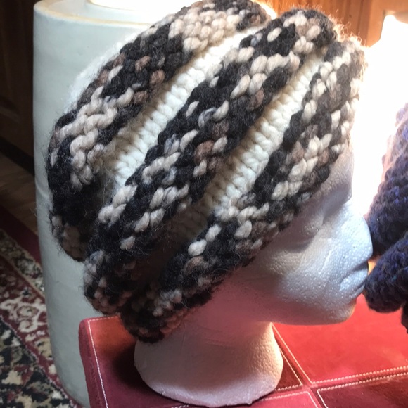 Handmade beehive slouch hats - Picture 2 of 8